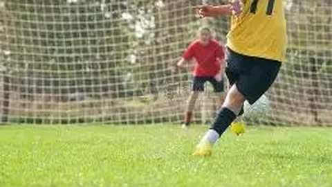 李靓蕾私下形象获闺蜜力证：相识十余载未曾目睹其怒容